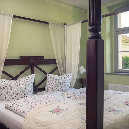 Grafschaft Отель